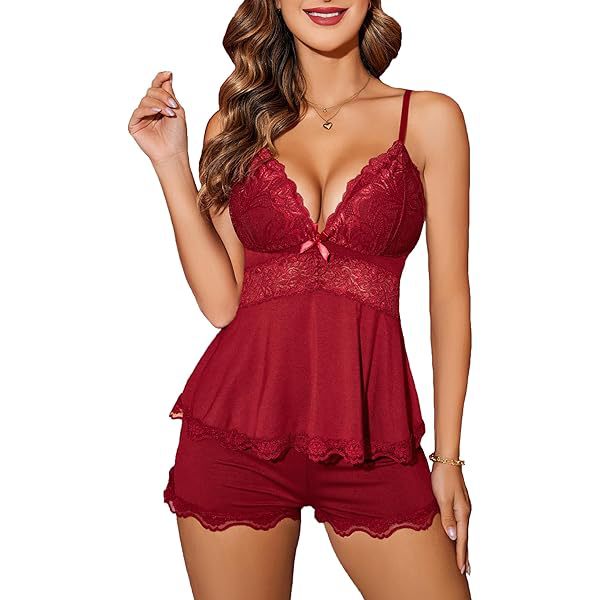 A two-piece set of comfortable lace-trimmed halter tops