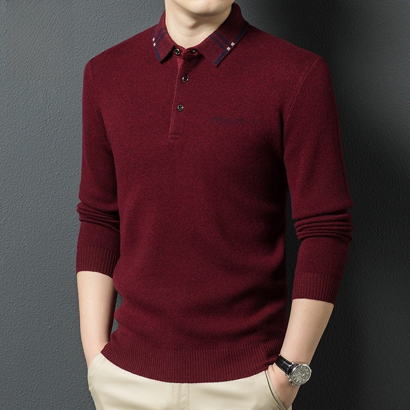 Collar inner layer of knitted sweater