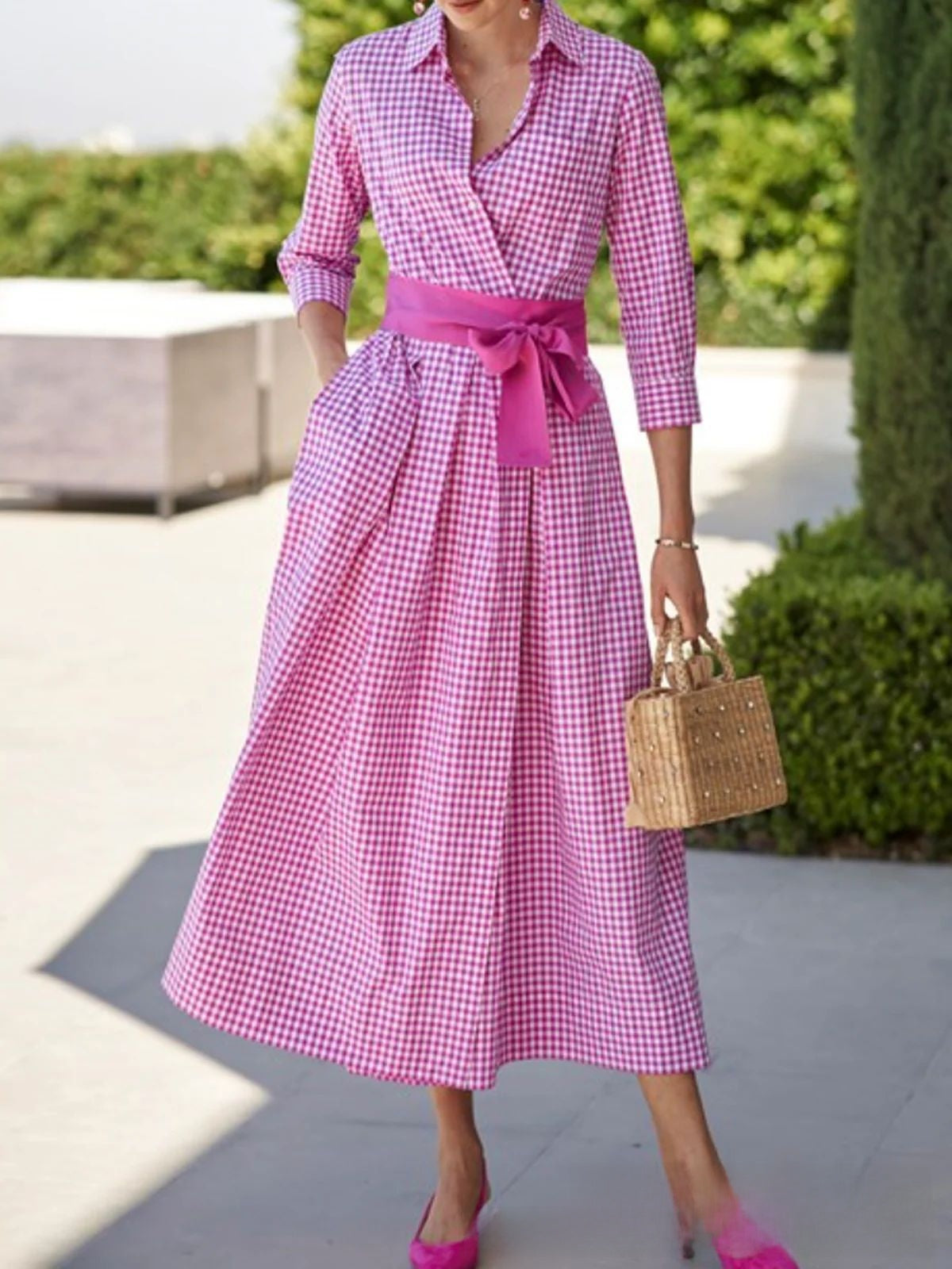 Collared high-waisted wide-legged dress