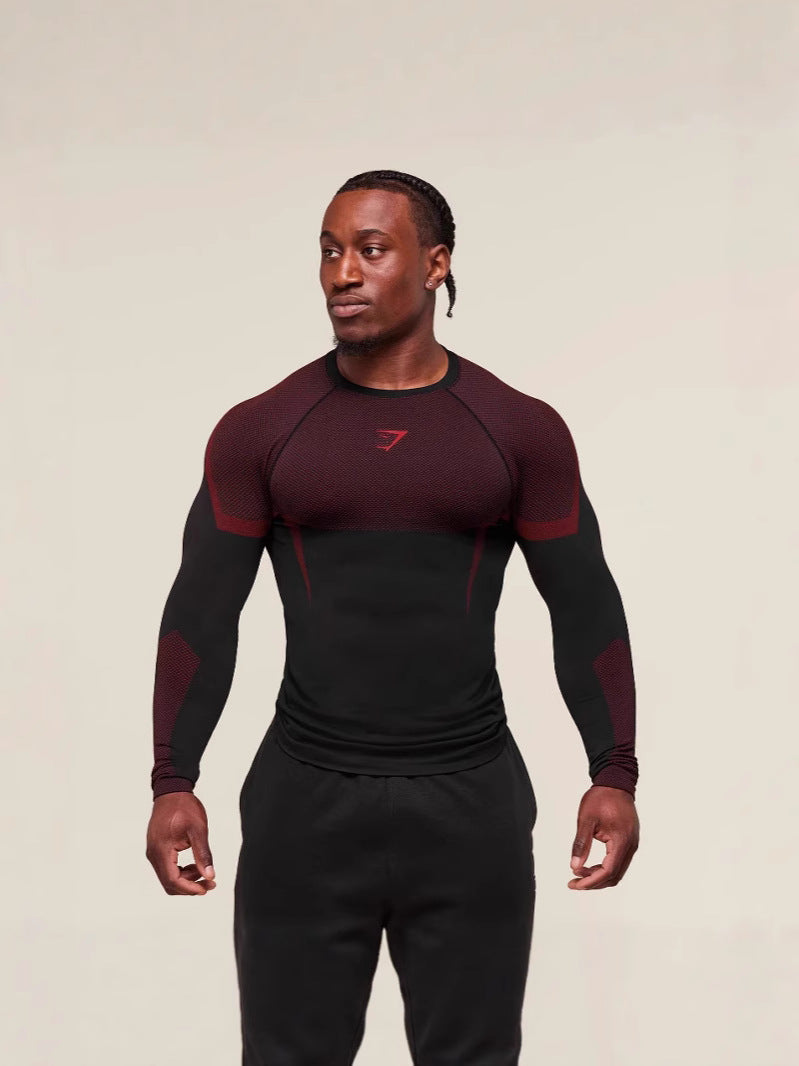 Formal long-sleeved shirt with loose fit and good breathability