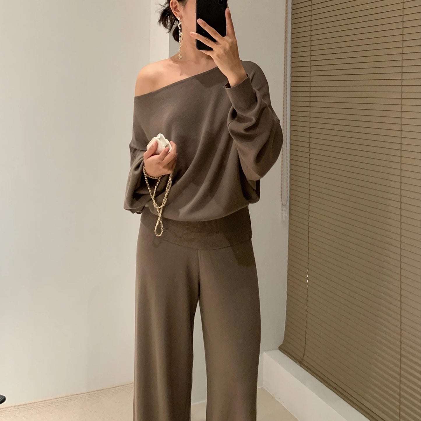 Women's Knitted Two-Piece Set with Off-Shoulder Top and Wide-Leg Pants