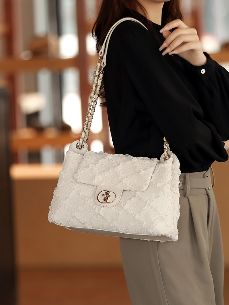 Fashion one-shoulder underarm bag