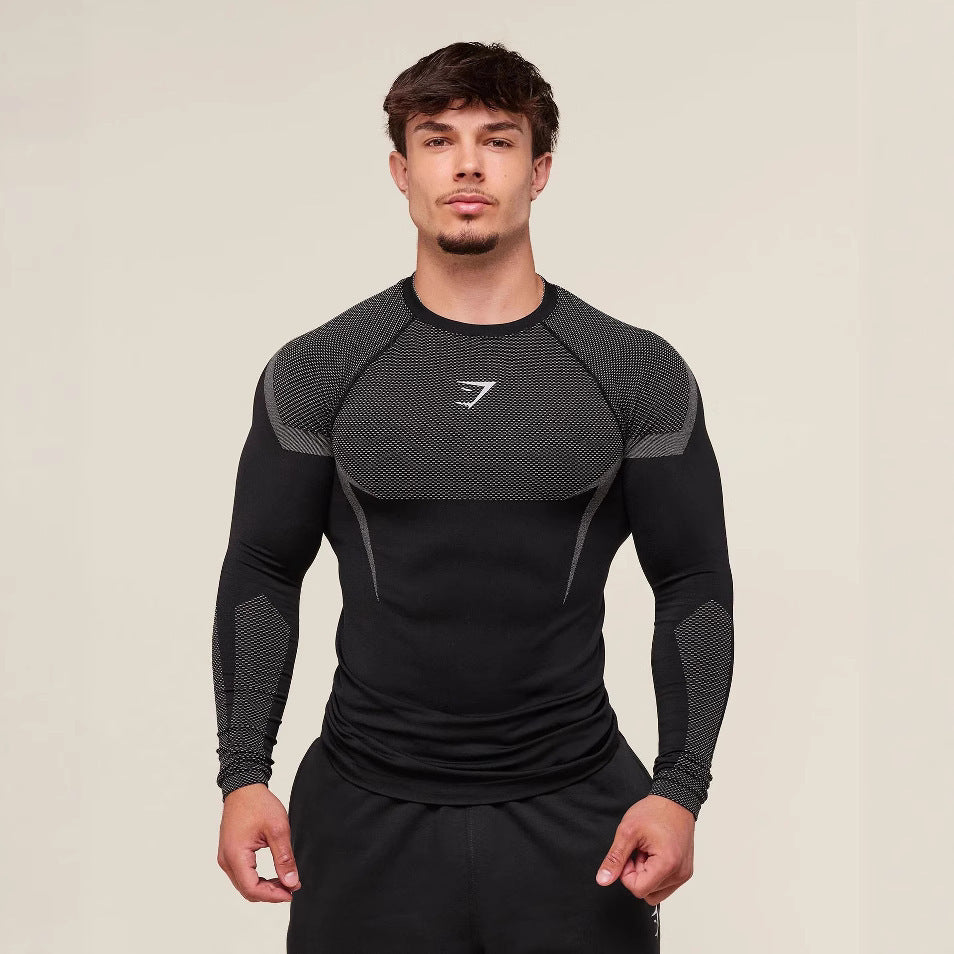 Formal long-sleeved shirt with loose fit and good breathability