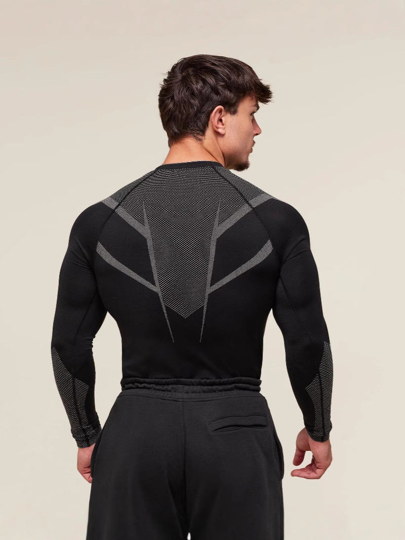 Formal long-sleeved shirt with loose fit and good breathability