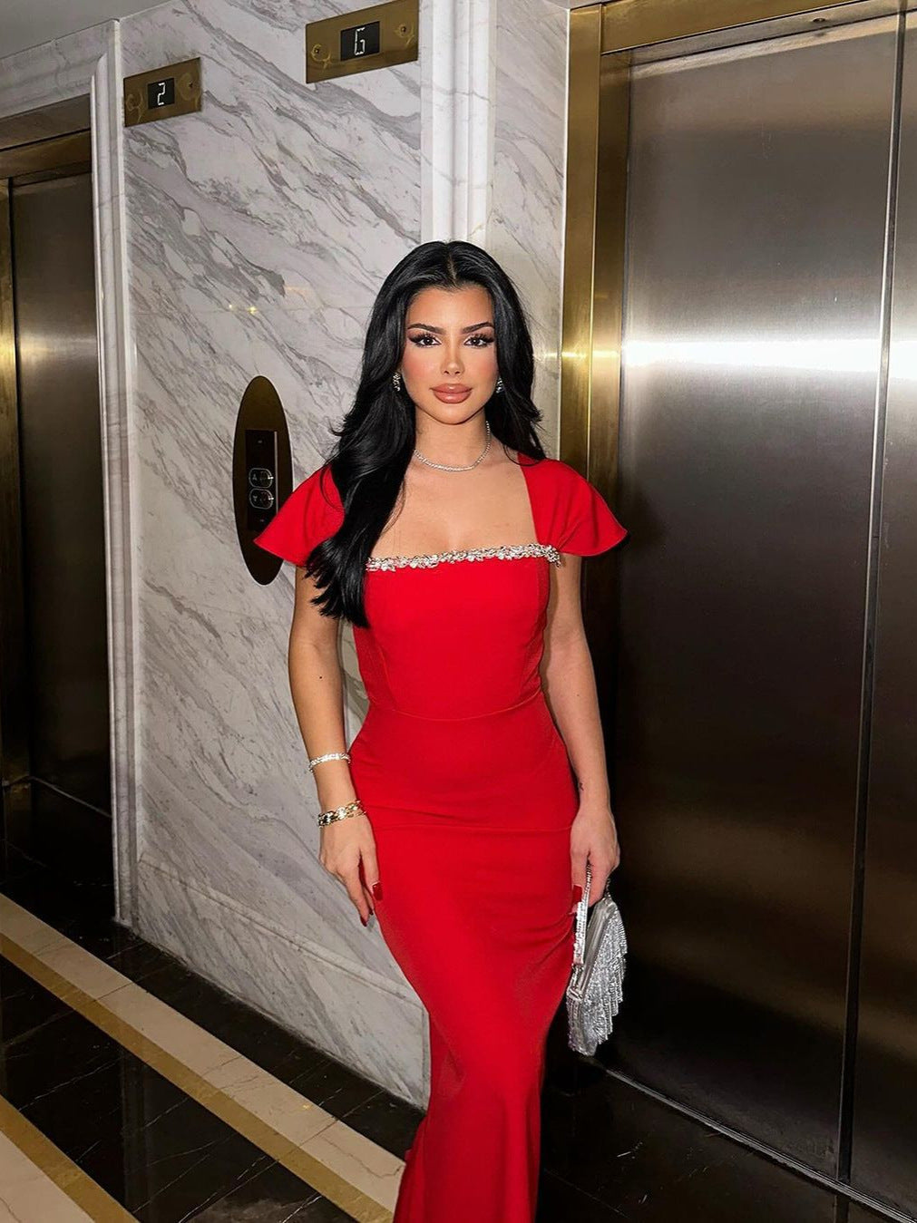 Elegant Diamond-Studded Bandage Dress for Formal Occasions