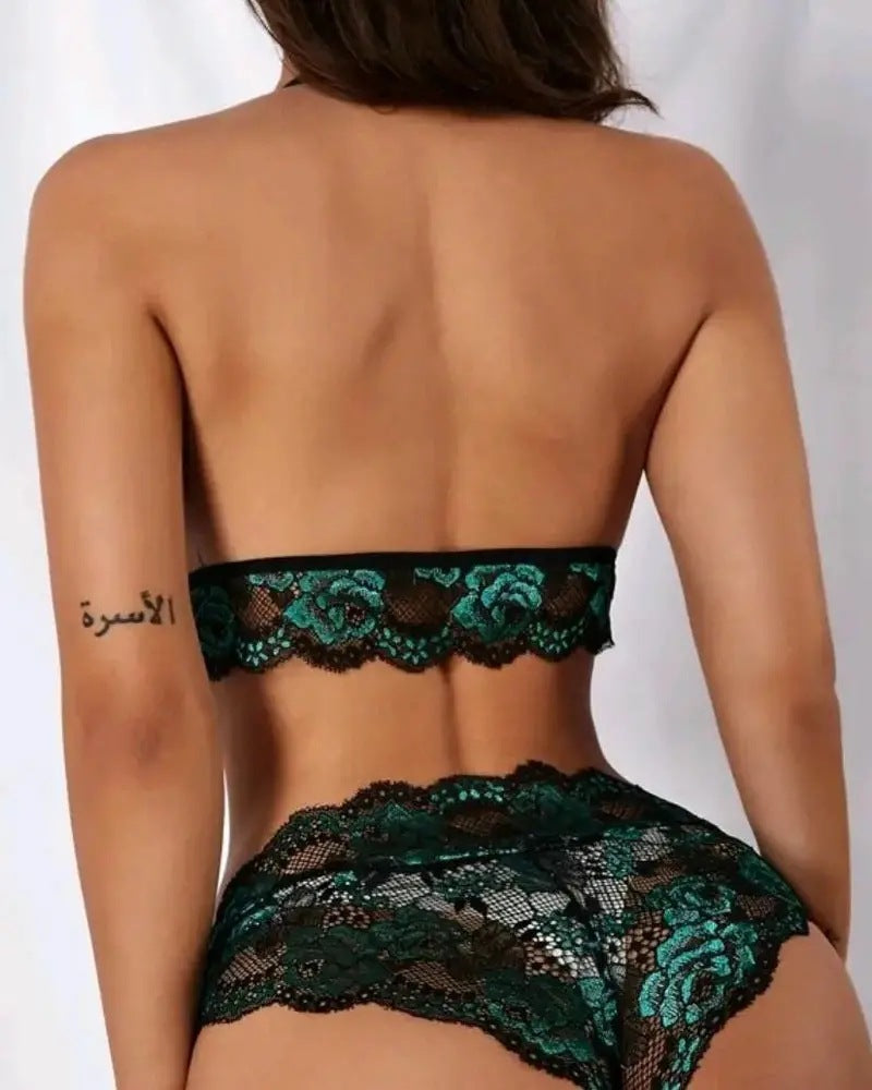 Two-piece lingerie set